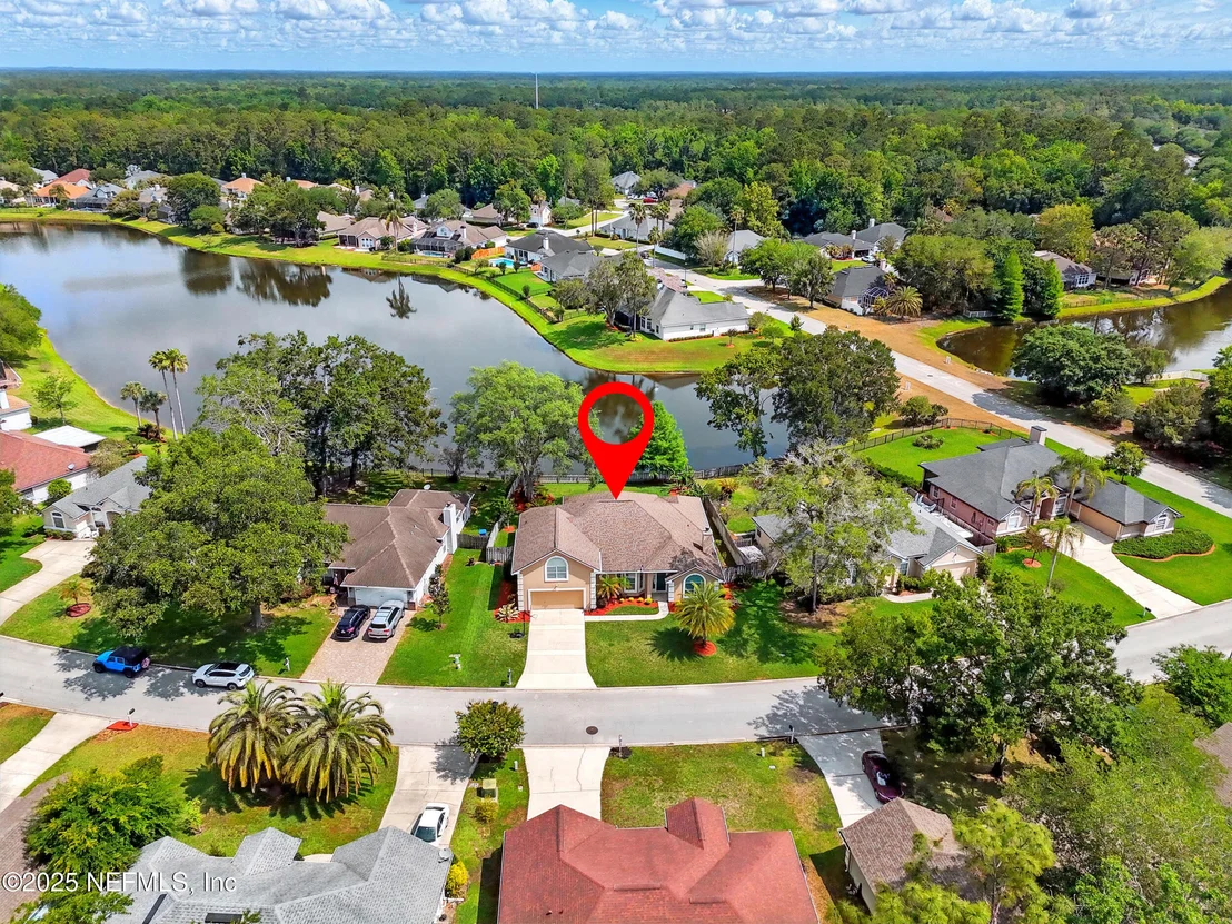 Photo of 364 MAPLEWOOD Drive