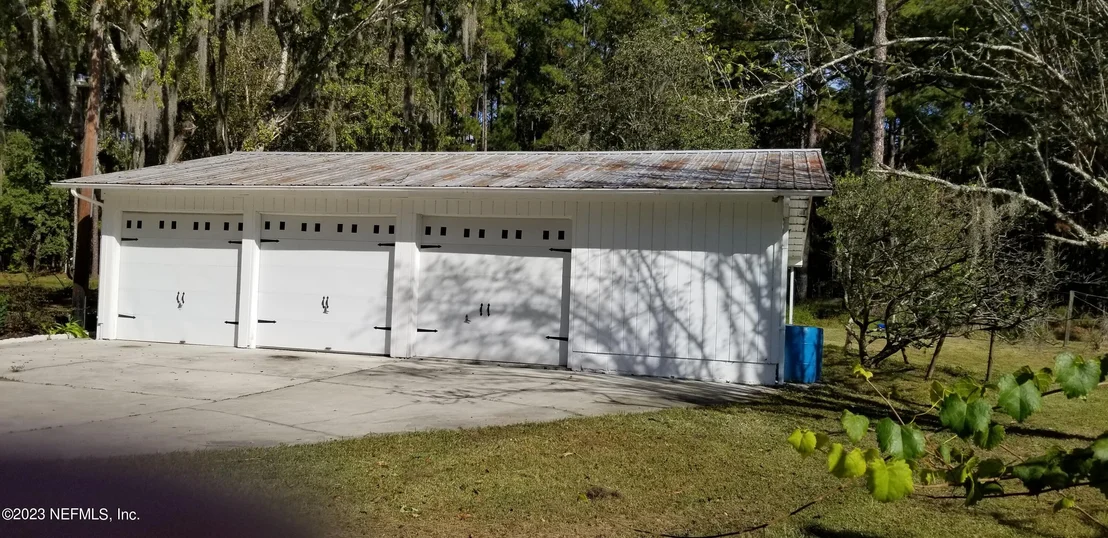 Photo of 45434 CIRCLE Drive