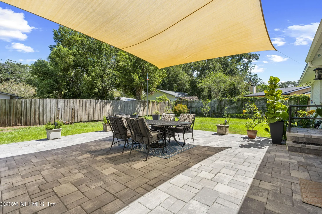 Photo of 4703 QUEEN Lane