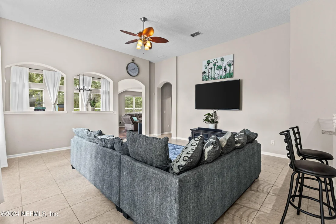 Photo of 6044 WHITE TIP Road