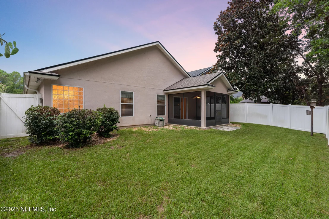 Photo of 648 E TROPICAL TRACE