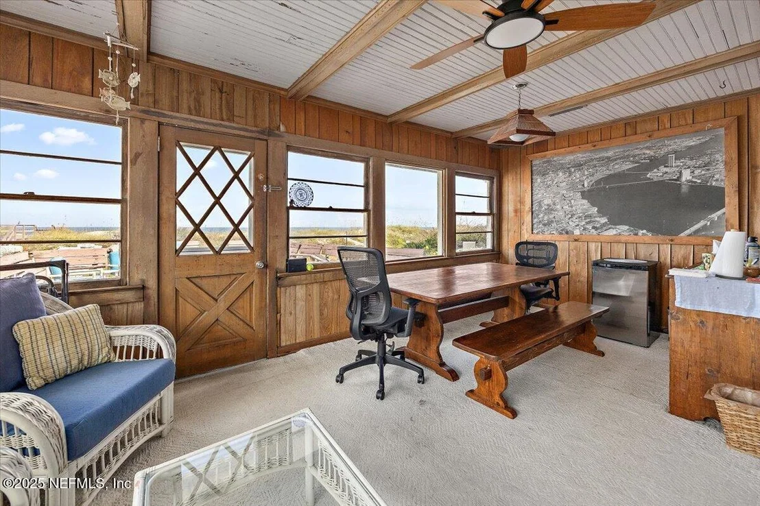 Photo of 517 BEACH Avenue