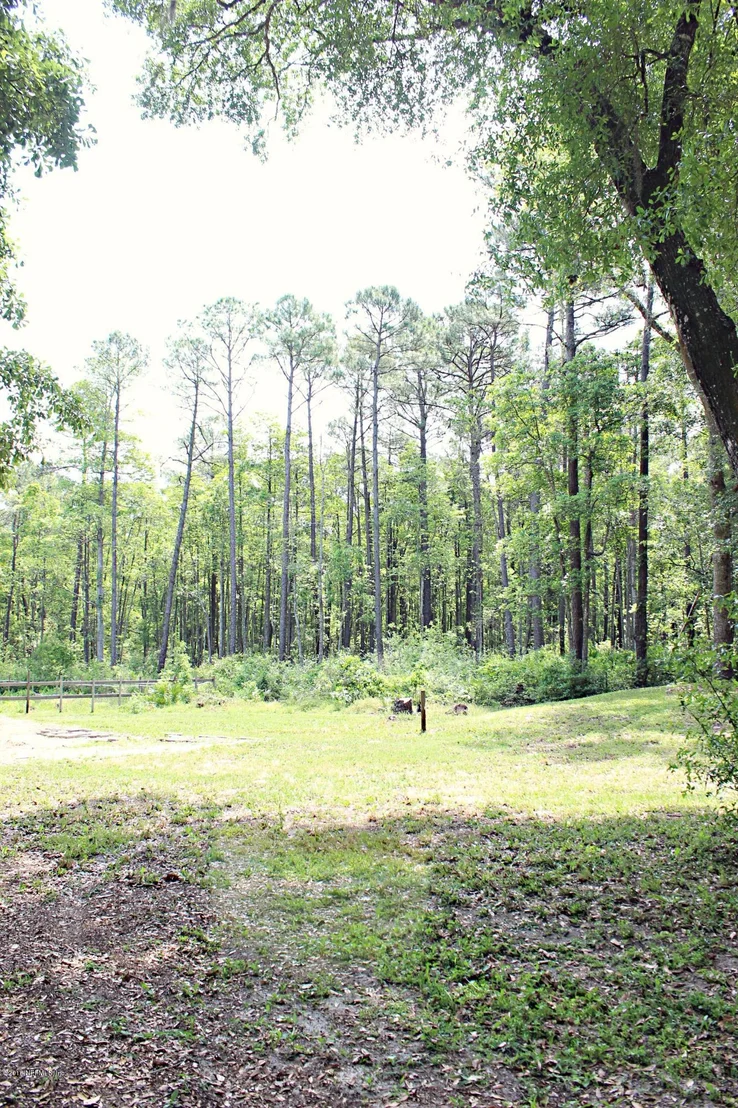 Photo of 86158 LOFTON Court