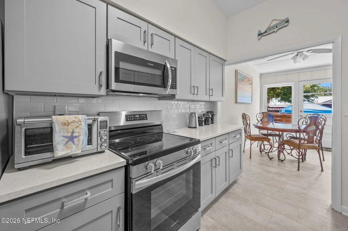Photo of 507 GENTIAN Road