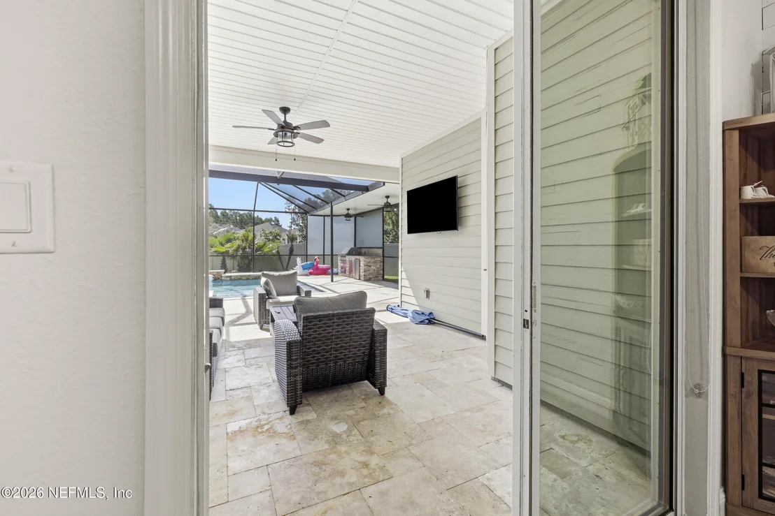 Photo of 44 BRASILLA Avenue