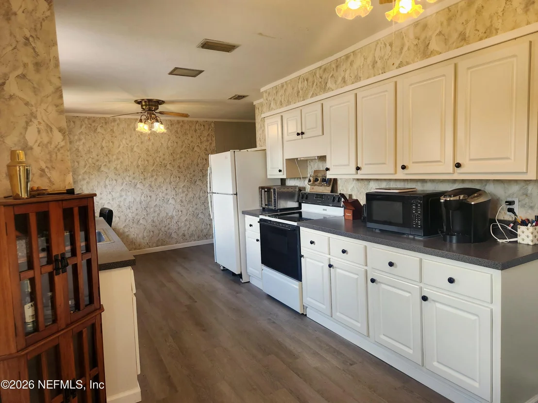 Photo of 2355 SE STATE ROAD 100