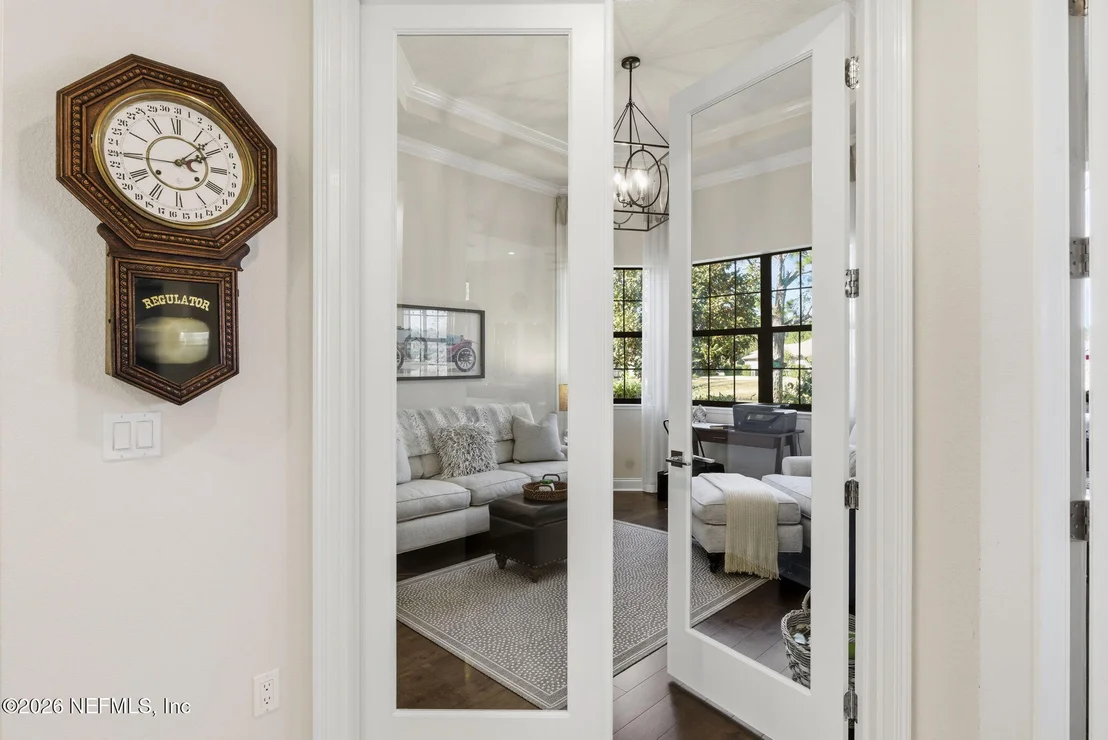 Photo of 213 CONSERVATORY Drive