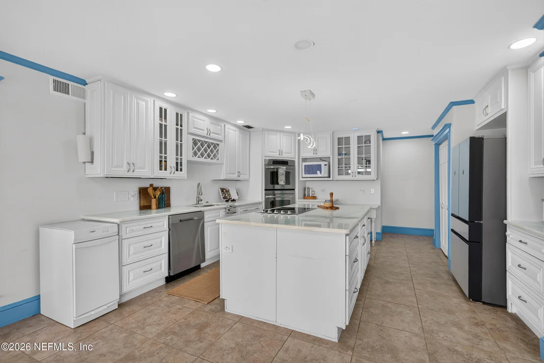 Photo of 13062 MANDARIN Road