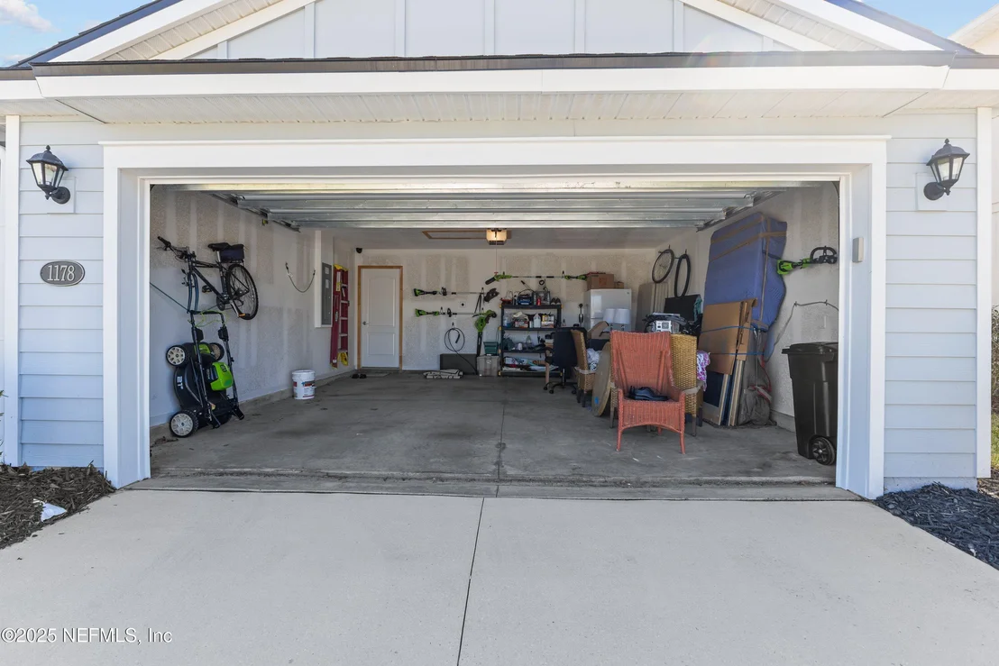 Photo of 1178 SHETLAND Drive