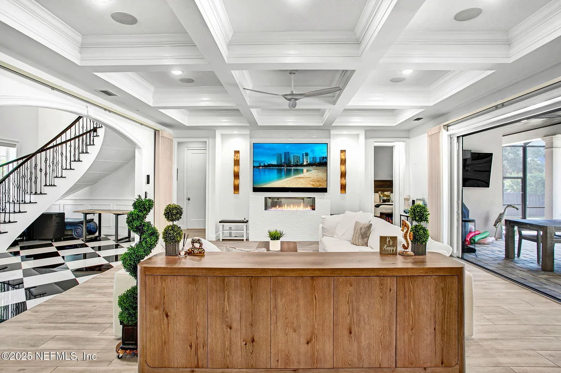 Photo of 13224 MANDARIN Road