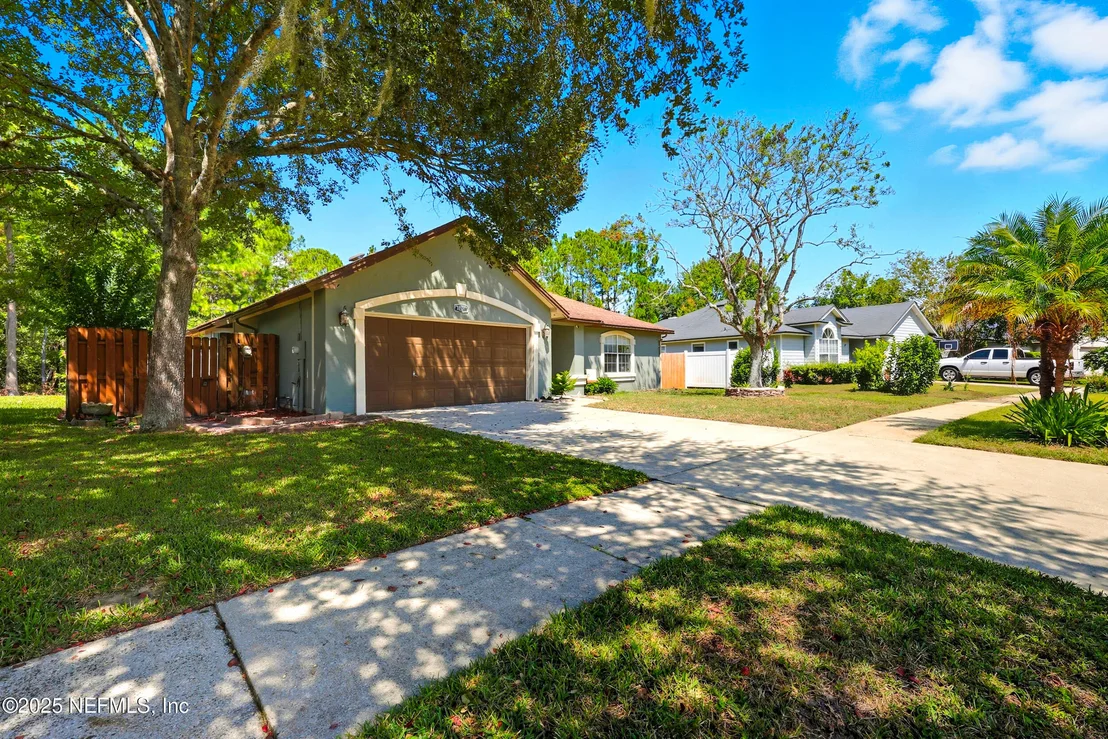 Photo of 1837 WESTON Circle