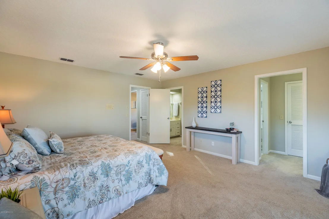 Photo of 4847 MARINERS POINT Drive