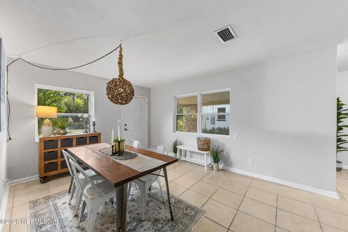 Photo of 3639 RENDALE Drive N