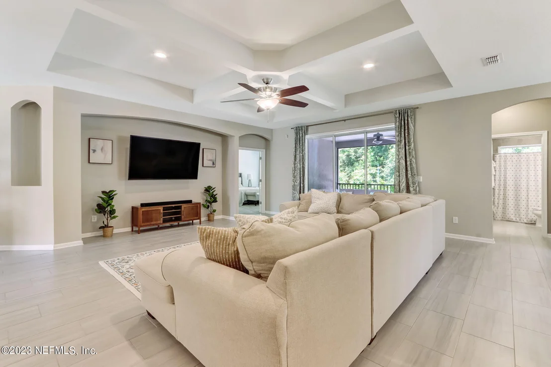 Photo of 85771 BLACK TERN Drive