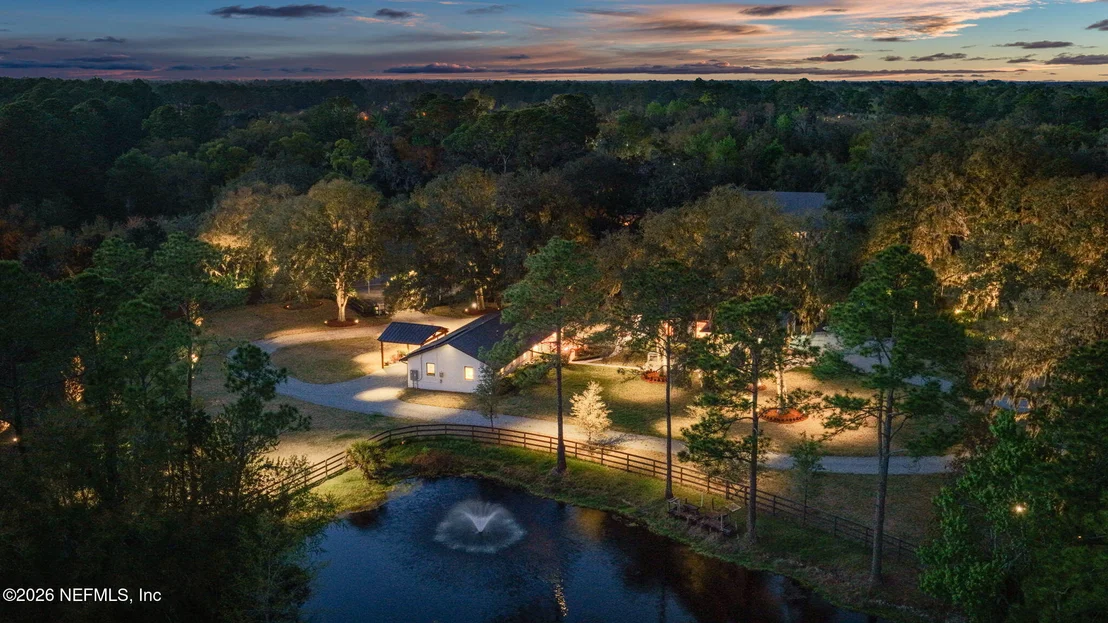 Photo of 532 MOONSHINE Drive