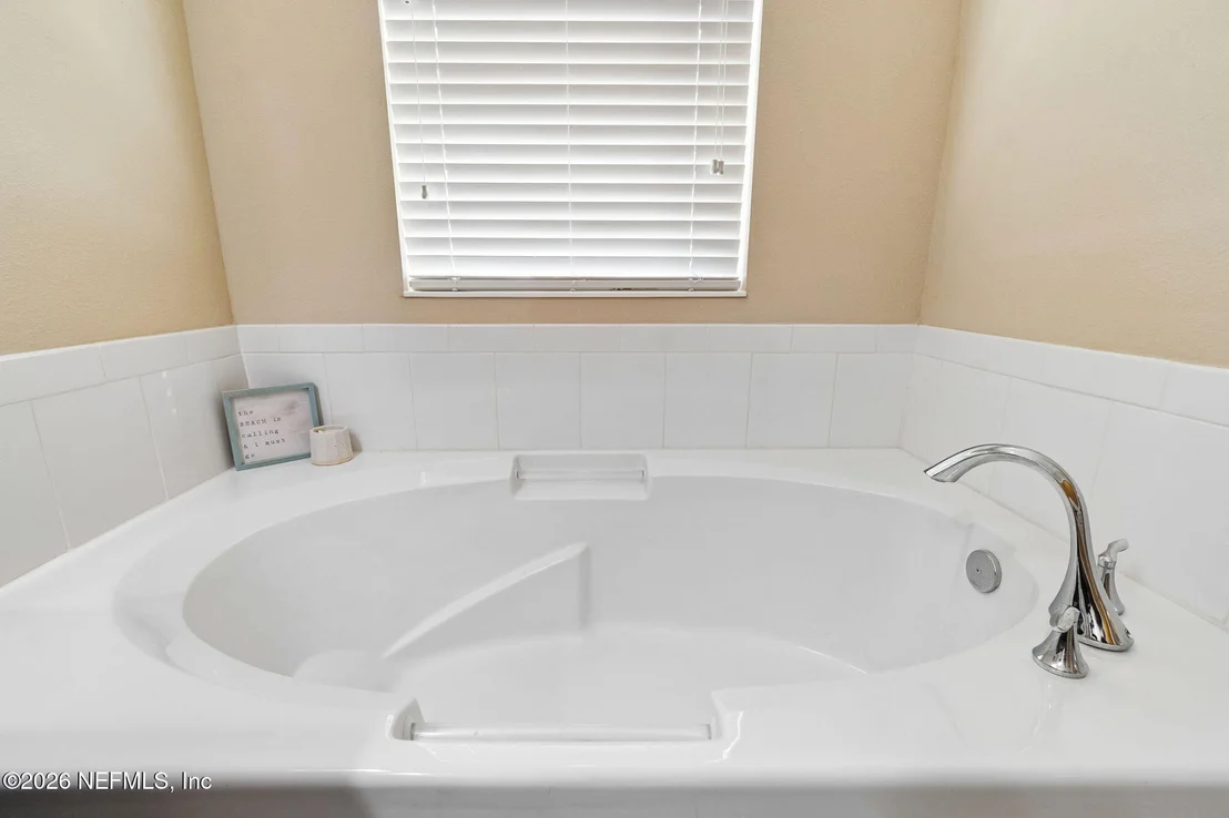 Photo of 206 MISSION COVE Circle