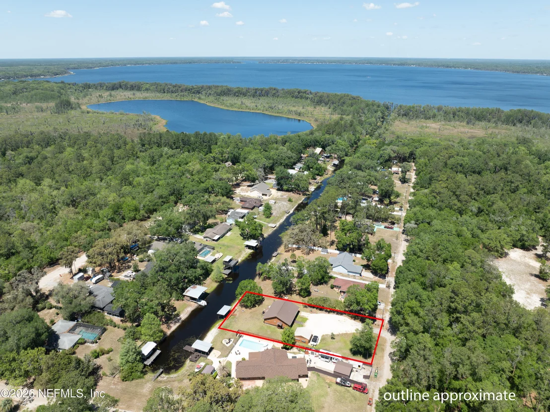 Photo of 5930 ISLAND Road