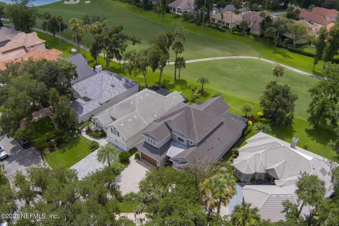 Photo of 236 LAUREL Lane