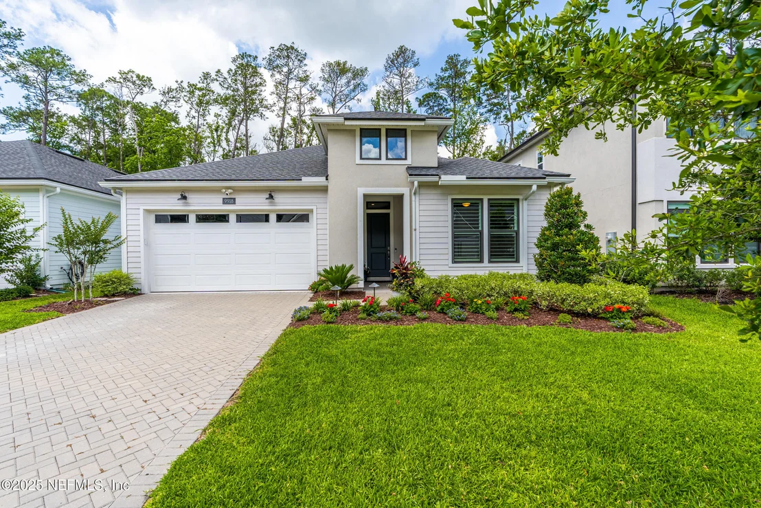 Photo of 9918 FILAMENT Boulevard