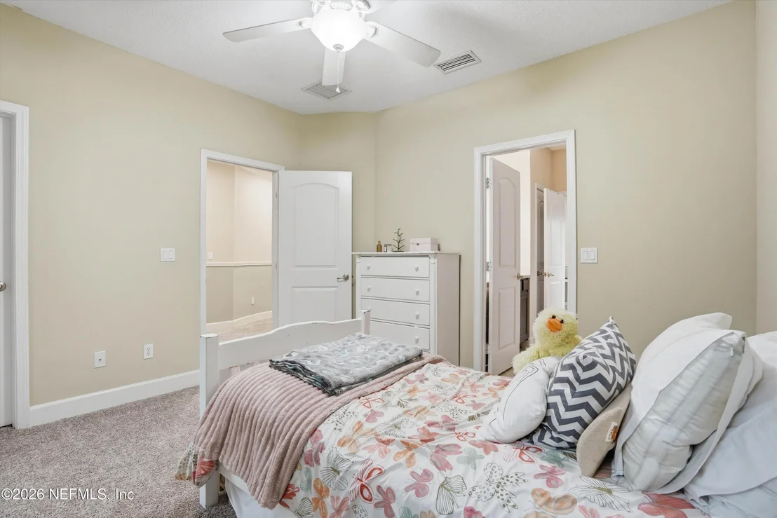 Photo of 218 N SAXXON Road