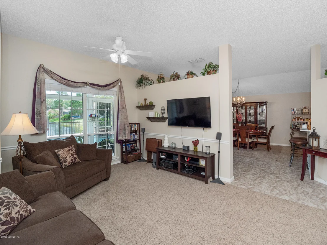 Photo of 3927 DANFORTH Drive W
