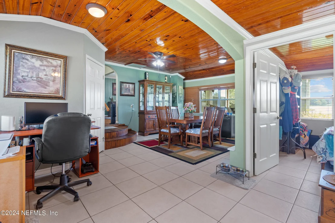 Photo of 118 SUNSET Lane