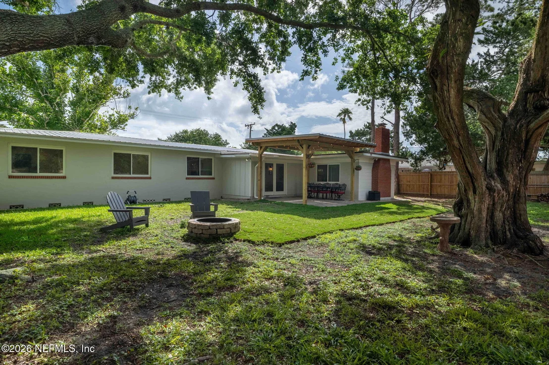 Photo of 406 ARREDONDO Avenue