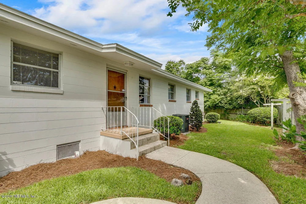 Photo of 2053 RONALD Lane