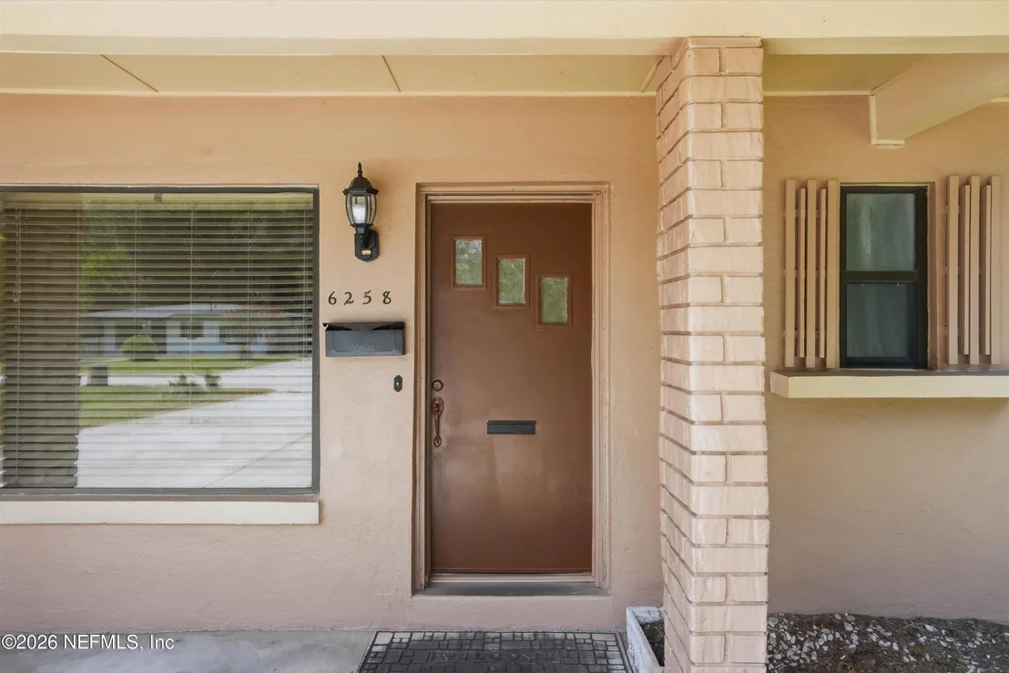 Photo of 6258 SPRING FOREST Circle