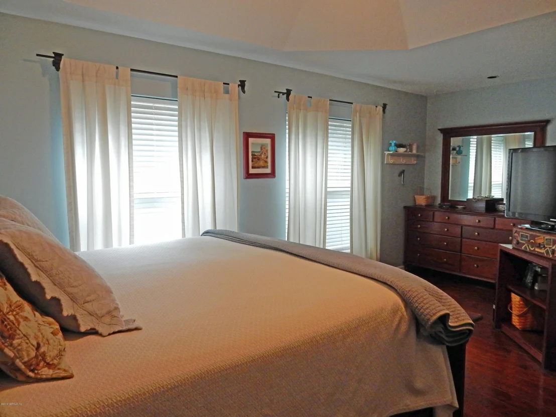 Photo of 156 IVY LAKES Drive
