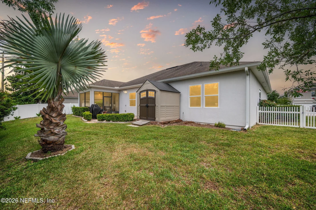 Photo of 216 DEERFIELD GLEN Drive