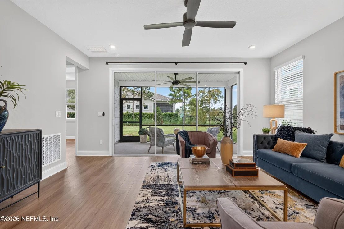 Photo of 359 PINELLAS Way