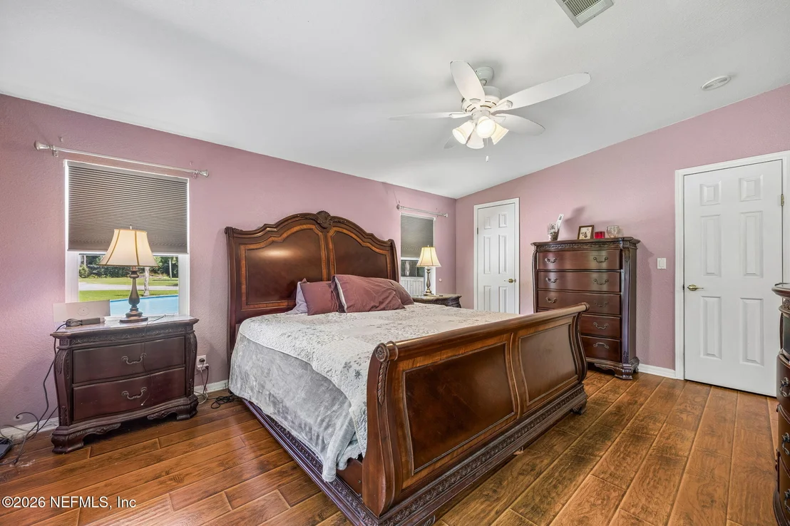 Photo of 35487 QUAIL Road N