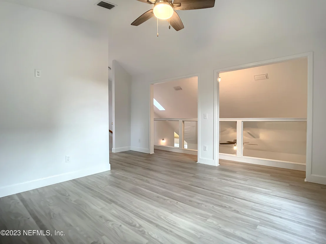 Photo of 6635 MADISON Street