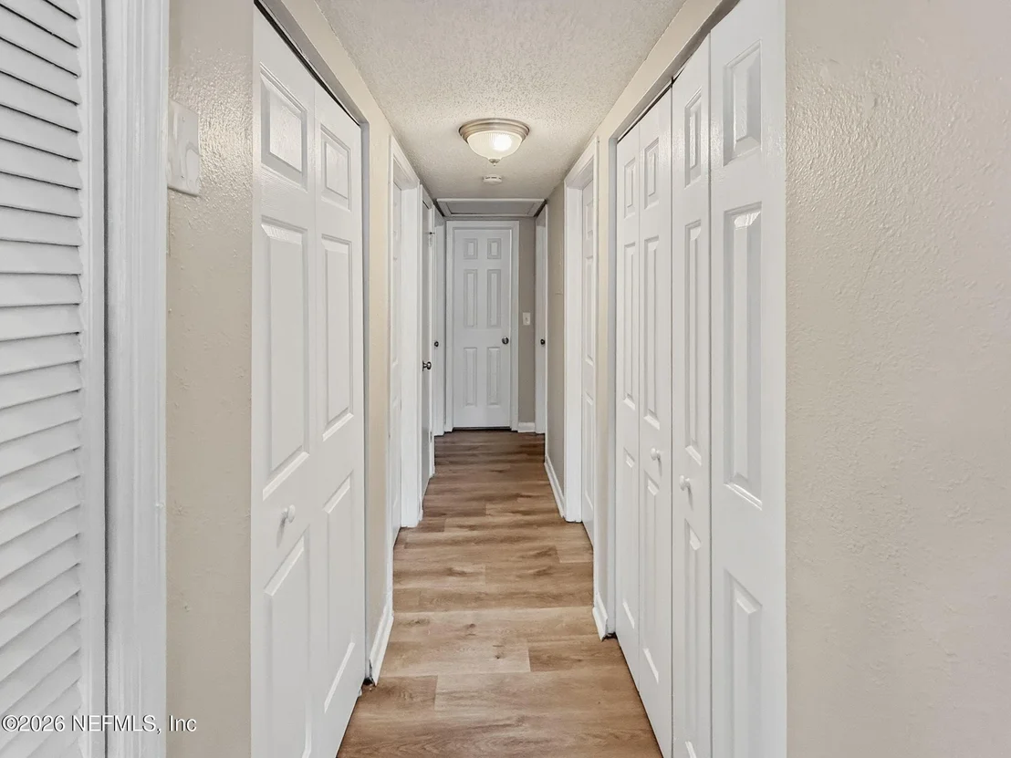 Photo of 5233 DALLEN LEA Drive