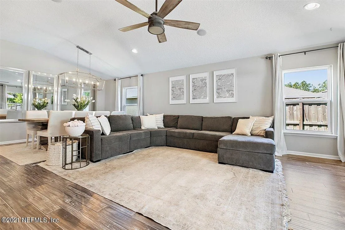 Photo of 450 E TEAGUE BAY Drive