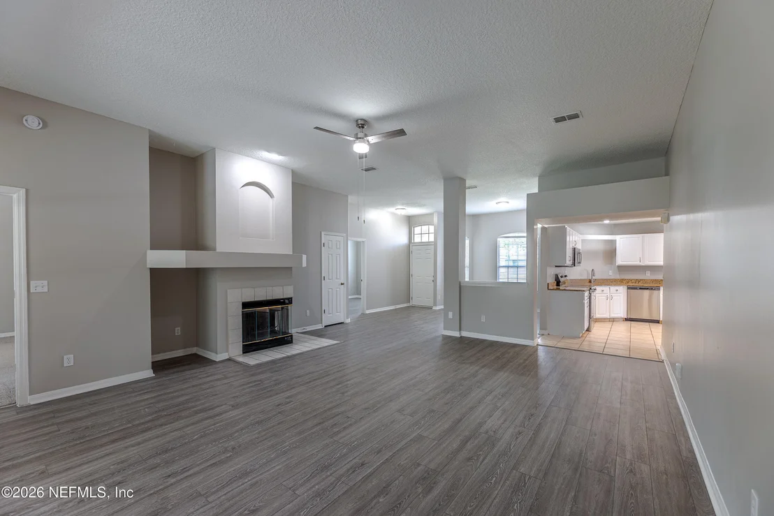 Photo of 13870 SOFTWIND Trail N
