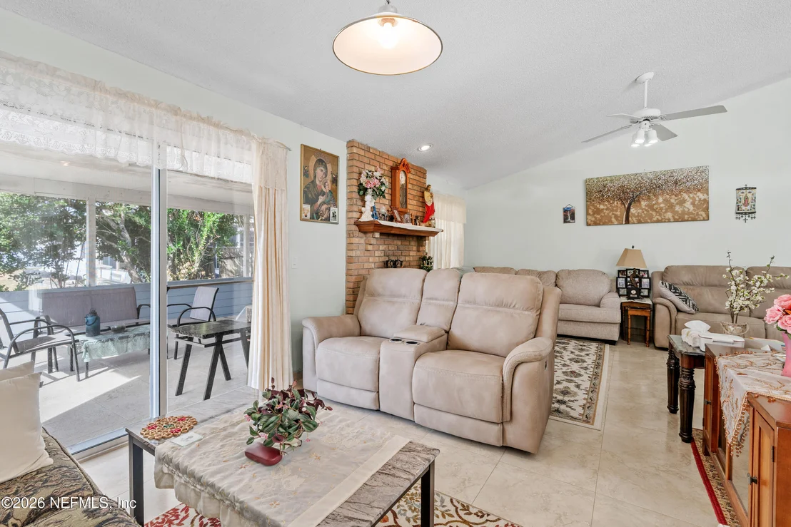 Photo of 2684 SAM HARDWICK Boulevard