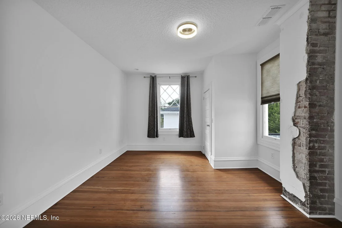 Photo of 3002 RIVERSIDE Avenue
