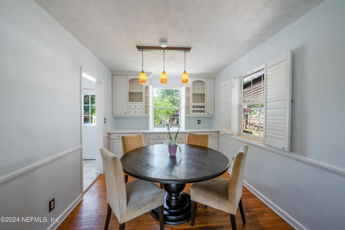 Photo of 8056 CATAWBA Drive