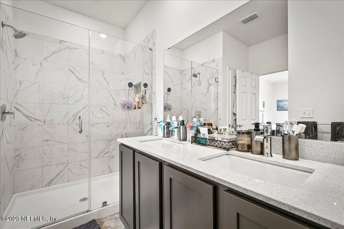 Photo of 10428 COLLINS FIELD Circle
