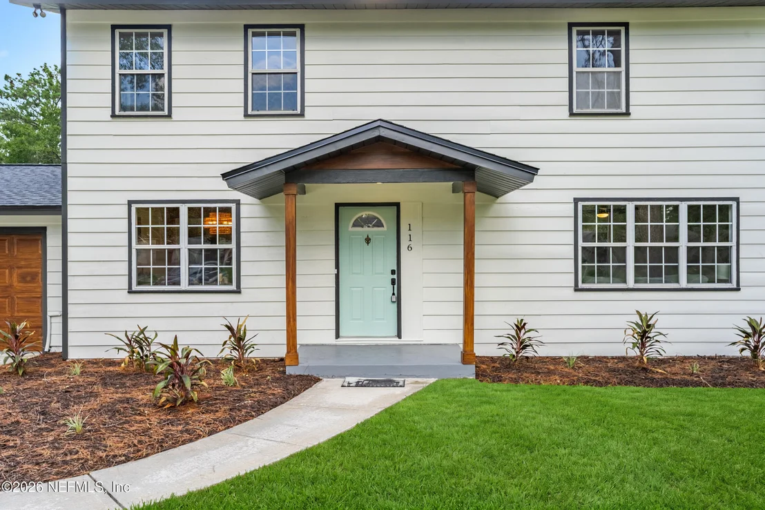 Photo of 116 SUZANNE Avenue