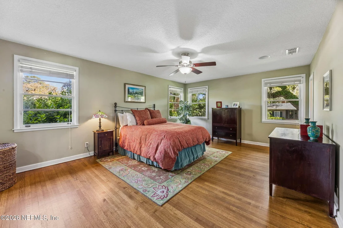 Photo of 4226 FOREST PARK Road