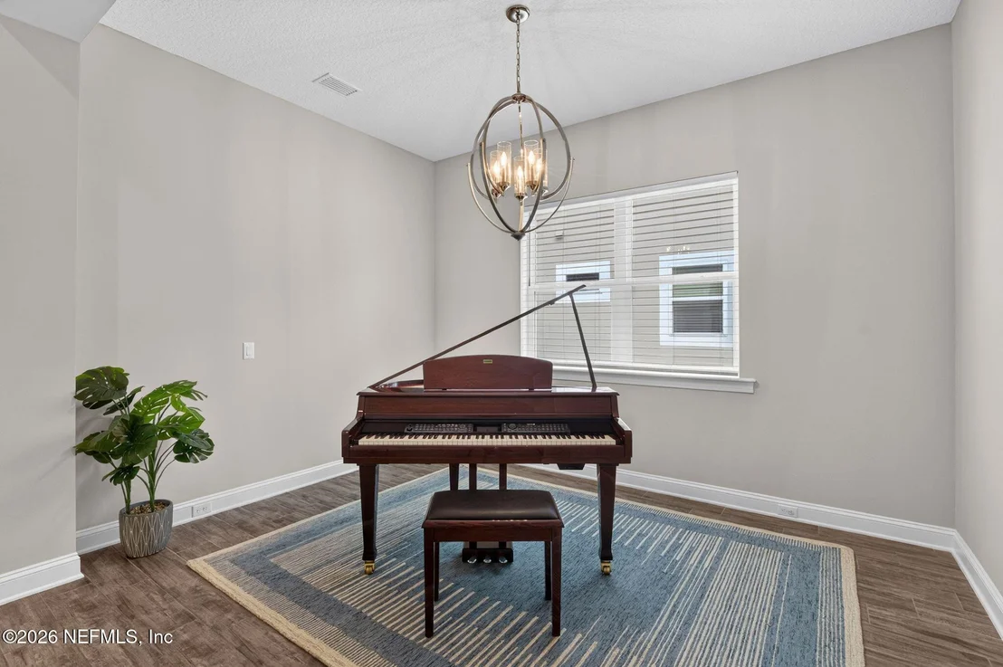 Photo of 362 FRESHWATER Drive