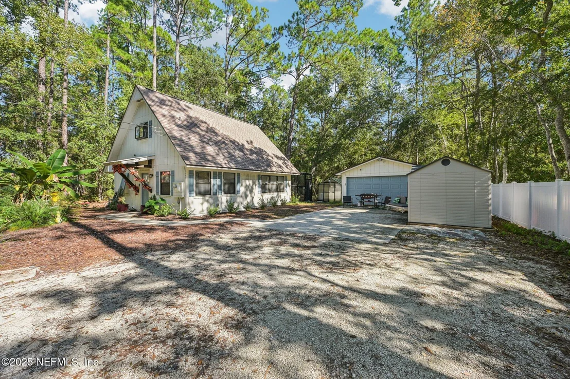 Photo of 1265 WHISPERING PINES Road