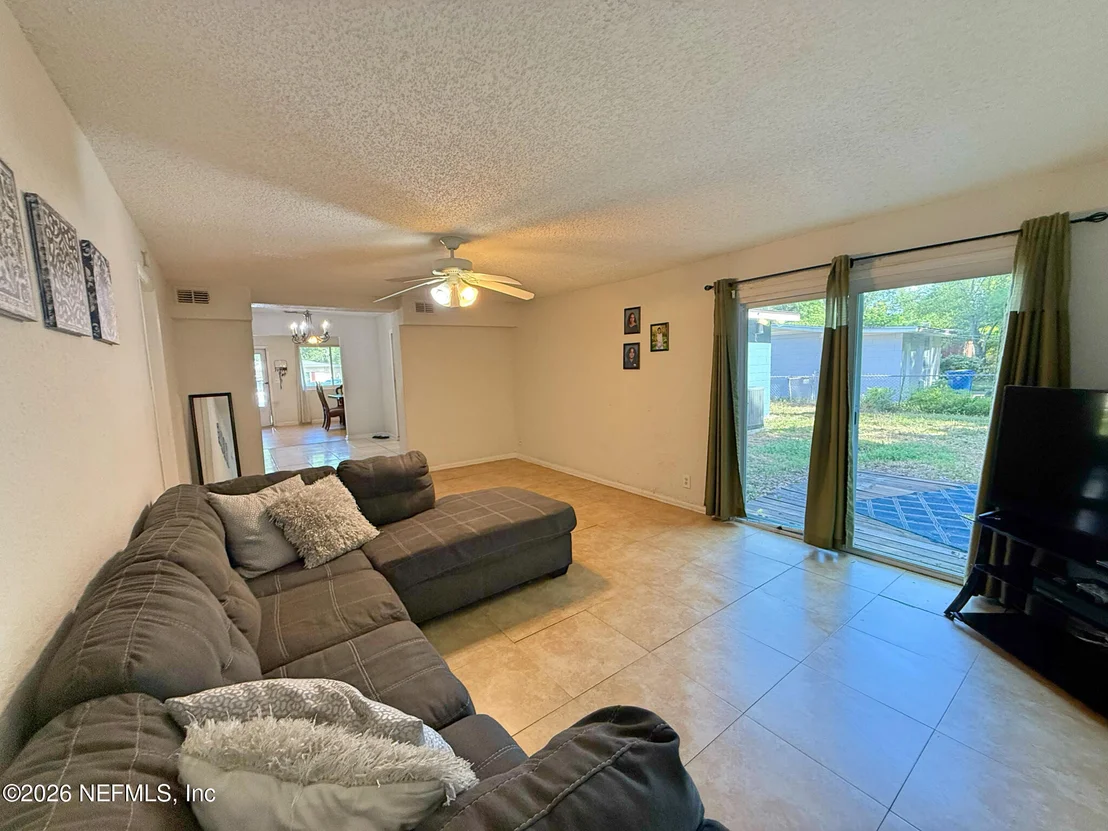 Photo of 2846 YELLOW PINE Drive