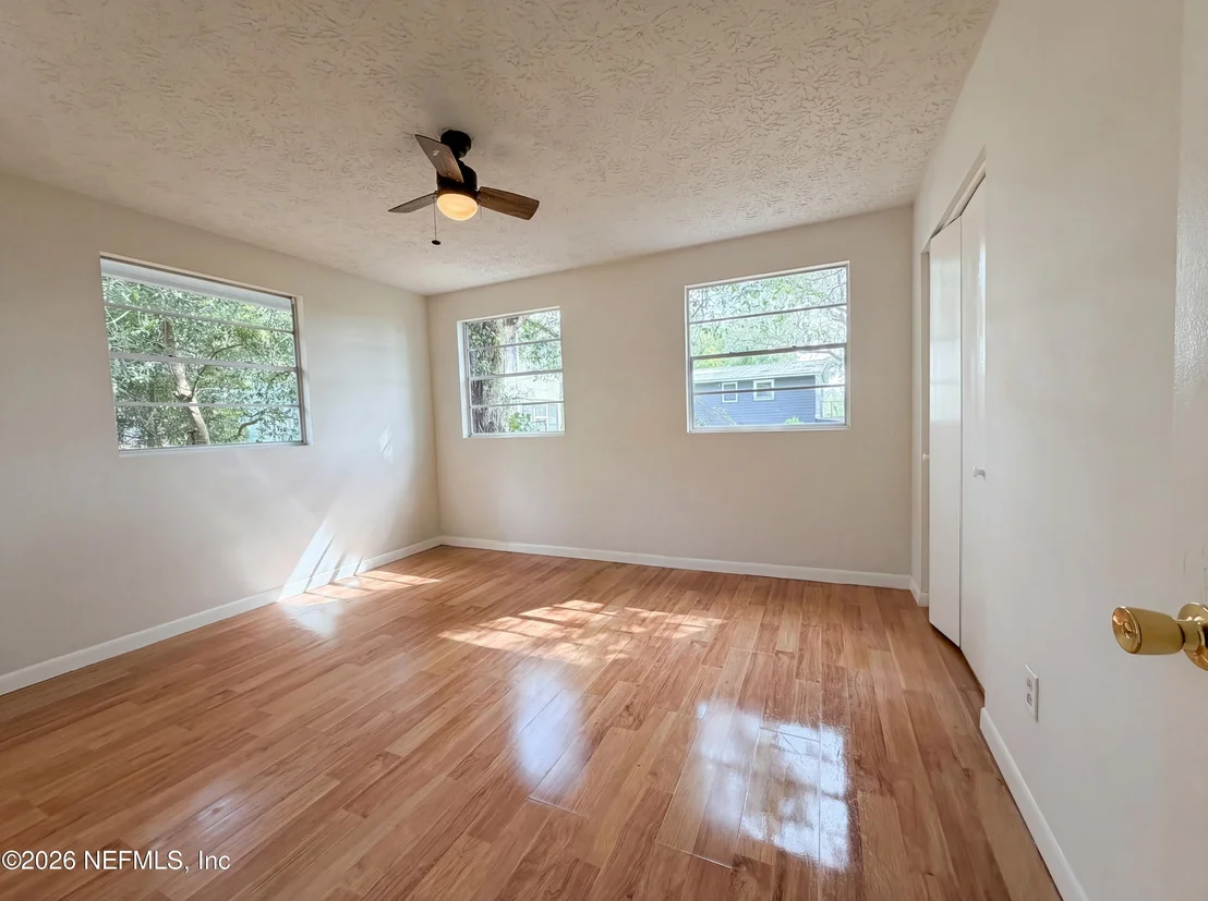 Photo of 6917 GATORBONE Road