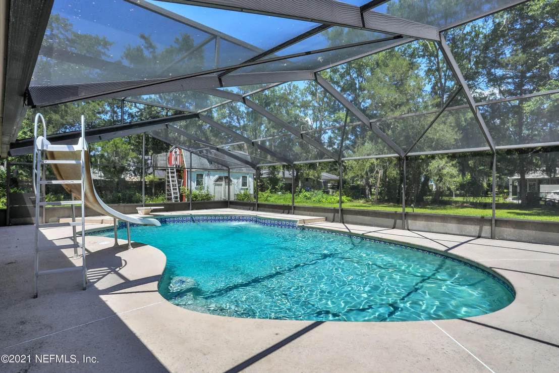 Photo of 141 HOLLYWOOD FOREST Drive