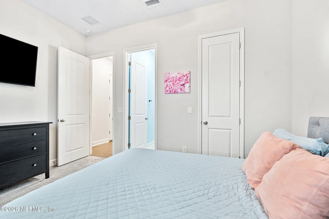 Photo of 55 PALISADE Drive