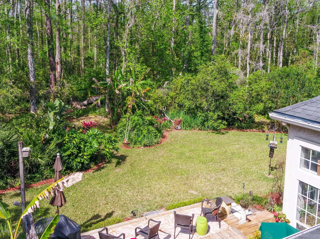 Photo of 8128 SUFFIELD Court